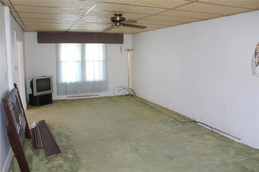 318 Reeder Street Butler, PA 16001 - Photo 5 of 13 Gallery Image 5