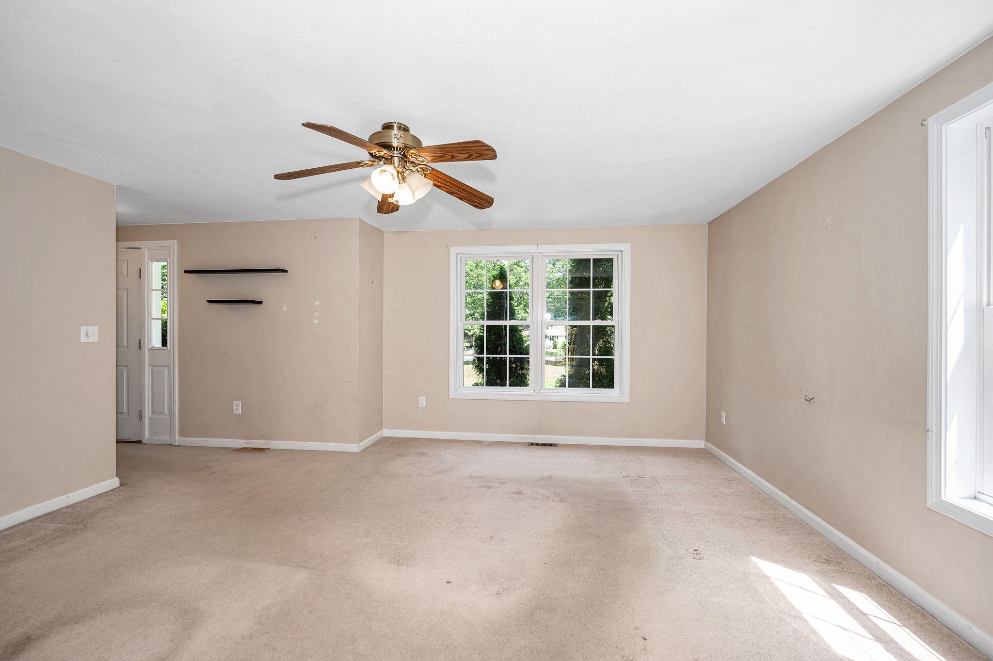 57 B New Boston Road Kingston, NH 03848 - Photo 14 of 37