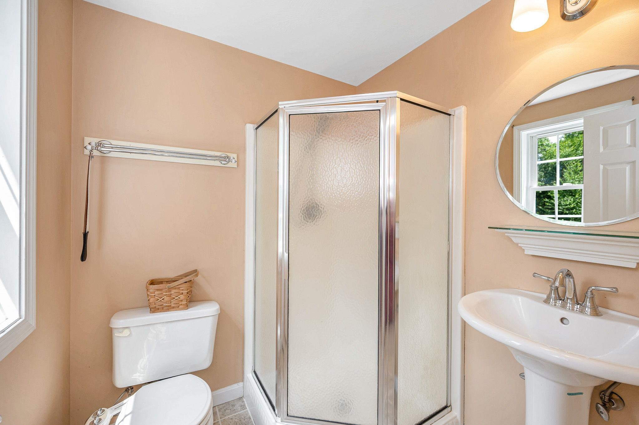 57 B New Boston Road Kingston, NH 03848 - Photo 16 of 37