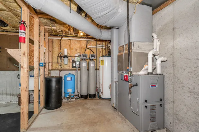 $450,000 | 57 B New Boston Road, Kingston, NH 03848