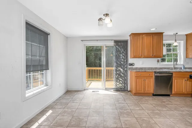 $450,000 | 57 B New Boston Road, Kingston, NH 03848