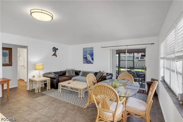 $1,195 | 5226 Coronado Parkway, Unit B, Cape Coral, FL 33904