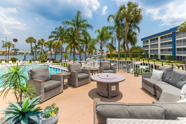 $2,200 | 3351 Spanish Trail, Unit 115, Delray Beach, FL 33483