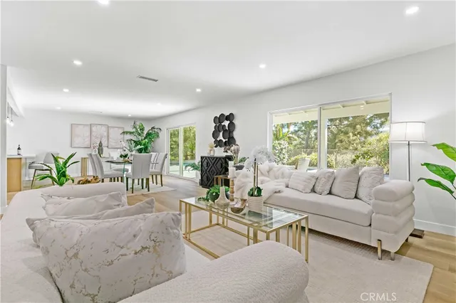 $1,599,000 | 10534 Colebrook Street, Shadow Hills, CA 91040