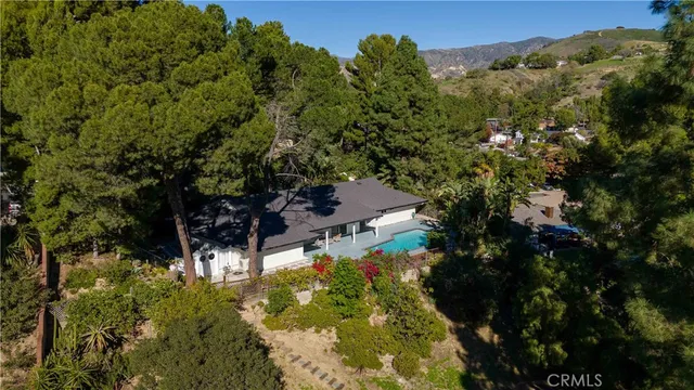 $1,599,000 | 10534 Colebrook Street, Shadow Hills, CA 91040