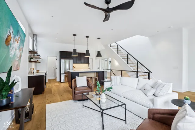 $590,000 | 2841 Tropical Drive, Indianapolis, IN 46205