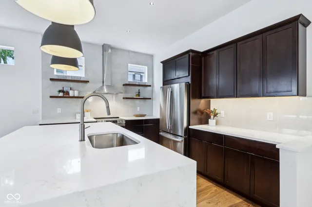 $590,000 | 2841 Tropical Drive, Indianapolis, IN 46205