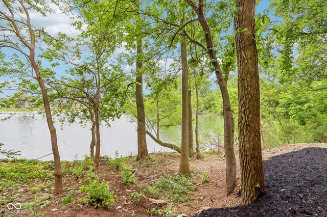 $590,000 | 2841 Tropical Drive, Indianapolis, IN 46205