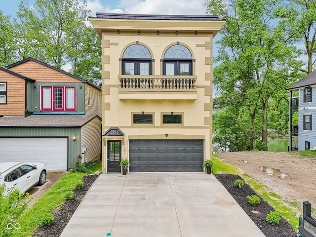 $590,000 | 2841 Tropical Drive, Indianapolis, IN 46205