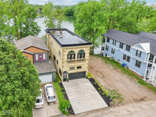 $590,000 | 2841 Tropical Drive, Indianapolis, IN 46205