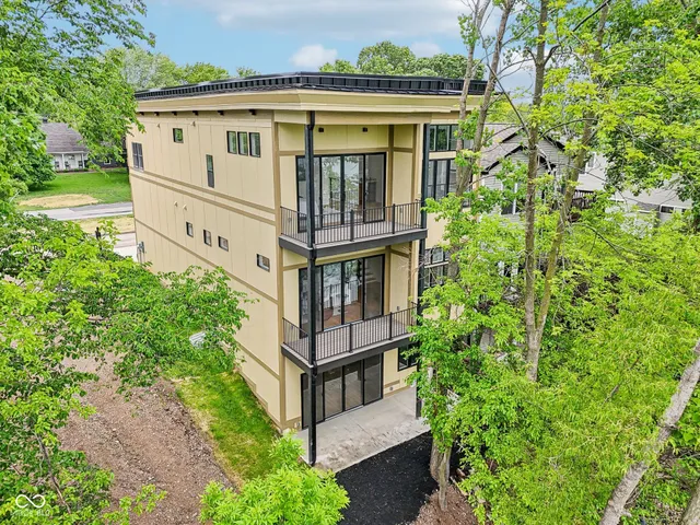 $590,000 | 2841 Tropical Drive, Indianapolis, IN 46205