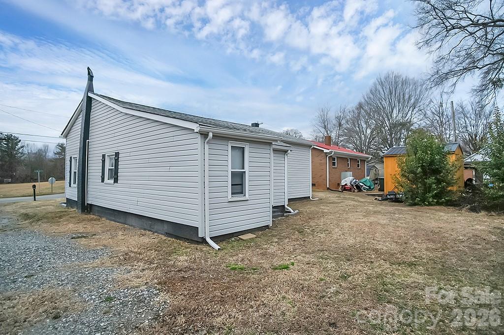 301 J C Dellinger Road Cherryville, NC 28021 - Photo 6 of 30
