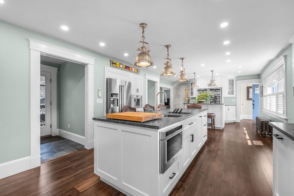 304 Front Street Marion, MA 02738 - Photo 6 of 42