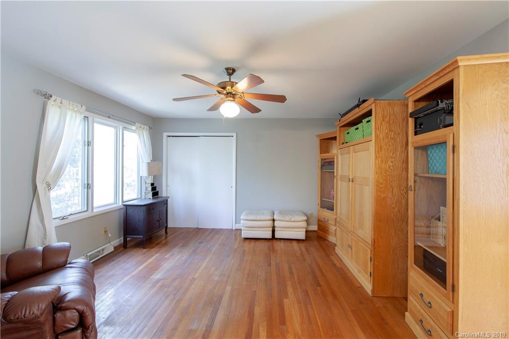 6430 Randy Drive Charlotte, NC 28215 - Photo 14 of 26 Gallery Image 14