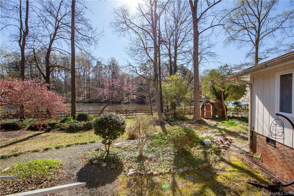 6430 Randy Drive Charlotte, NC 28215 - Photo 18 of 26 Gallery Image 18