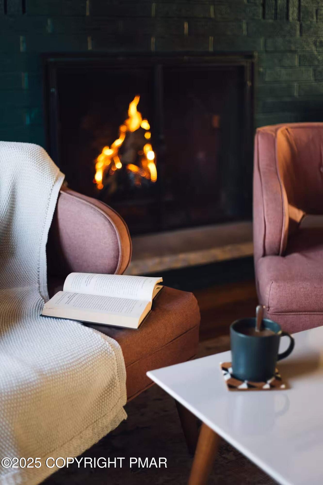 1242 Shadblow Road Pocono Summit, PA 18346 - Photo 11 of 46 a living room with furniture