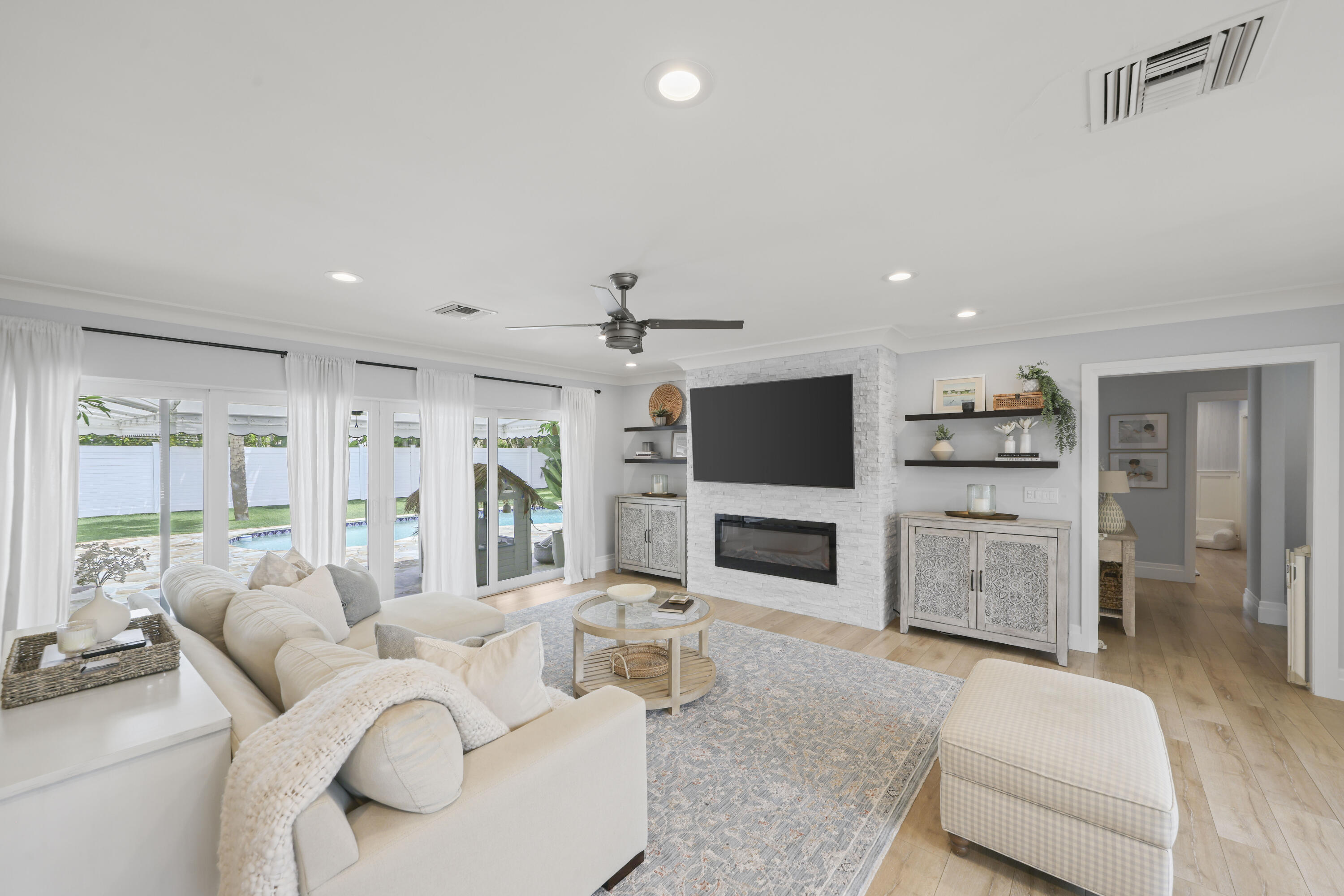 621 Apple Tree Lane Boca Raton, FL 33486 - Photo 16 of 49 621 Apple Tree Lane - 13.jpg-FULL