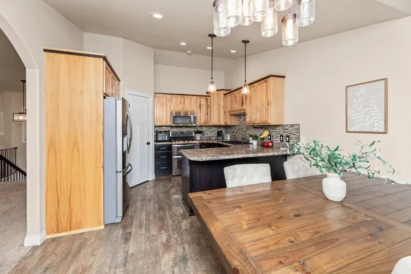 $519,900 | 5103 44th Street South, Fargo, ND 58104