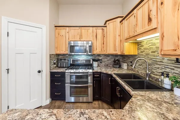 $519,900 | 5103 44th Street South, Fargo, ND 58104