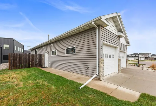 $519,900 | 5103 44th Street South, Fargo, ND 58104