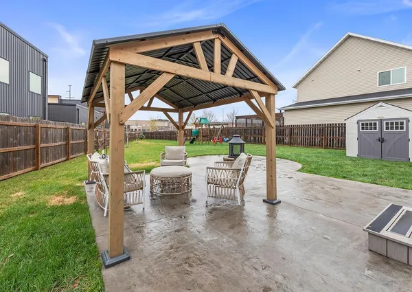 $519,900 | 5103 44th Street South, Fargo, ND 58104