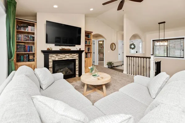 $519,900 | 5103 44th Street South, Fargo, ND 58104