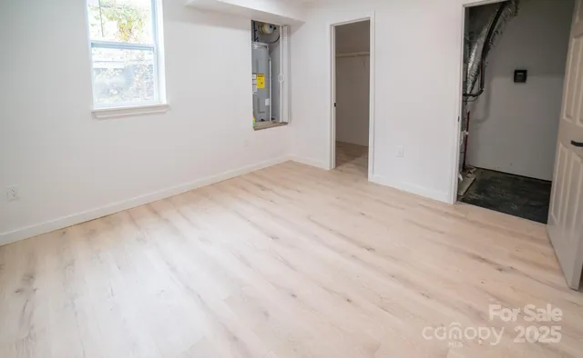 $274,900 | 605 Vance Street Northwest, Lenoir, NC 28645