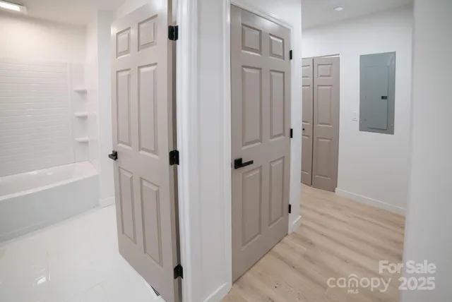 $274,900 | 605 Vance Street Northwest, Lenoir, NC 28645