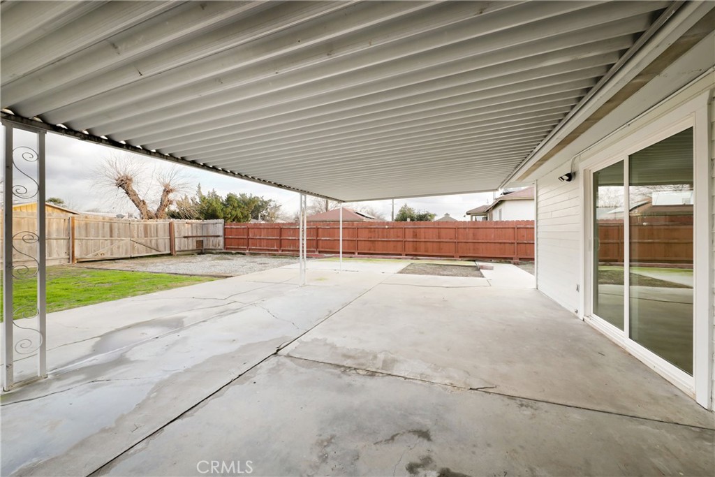 1611 Letts Avenue Corcoran, CA 93212 - Photo 21 of 30 Exterior covered patio