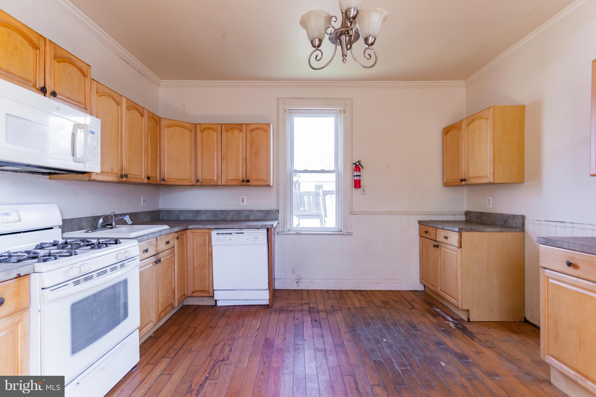 30 Webster Street Riverside, NJ 08075 - Photo 8 of 30