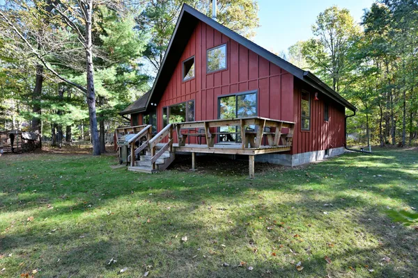 $525,000 | 1295 Wildwood Lane, Spooner, WI 54801