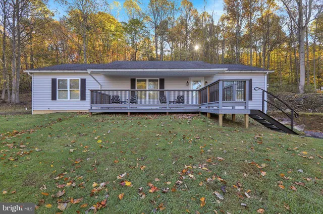 $409,900 | 119 Smoketown Road, Mertztown, PA 19539