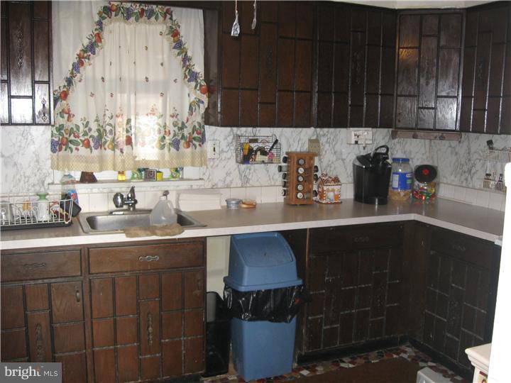 9952 Verree Road Philadelphia, PA 19115 - Photo 12 of 19 Kitchen