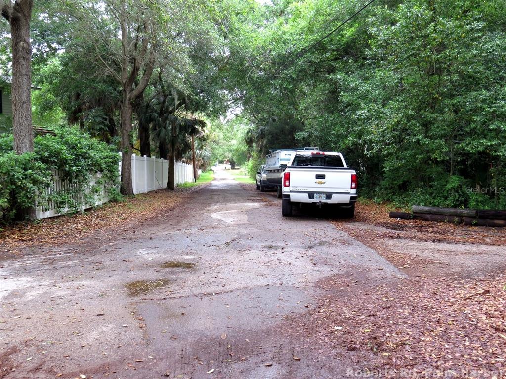 Roberts Road Tarpon Springs, FL 34689 - Photo 6 of 14