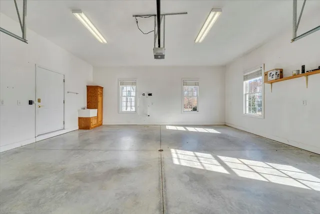 $725,000 | 28 Queen Mothers Court, Wirtz, VA 24184