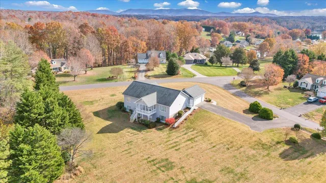 $725,000 | 28 Queen Mothers Court, Wirtz, VA 24184