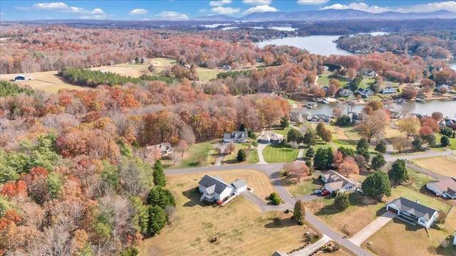 $725,000 | 28 Queen Mothers Court, Wirtz, VA 24184