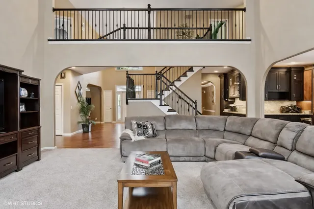 $6,000 | 3179 Kingbird Lane, Naperville, IL 60564