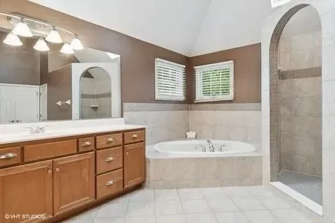 $6,000 | 3179 Kingbird Lane, Naperville, IL 60564