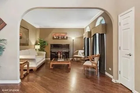 $6,000 | 3179 Kingbird Lane, Naperville, IL 60564