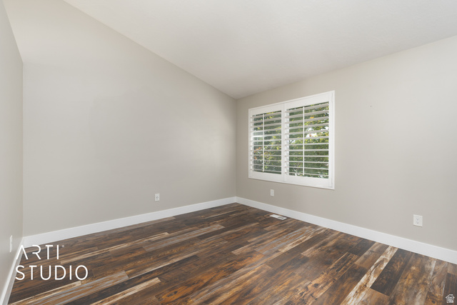 704 West Vahe Street Draper, UT 84020 - Photo 6 of 35 Front formal sitting room