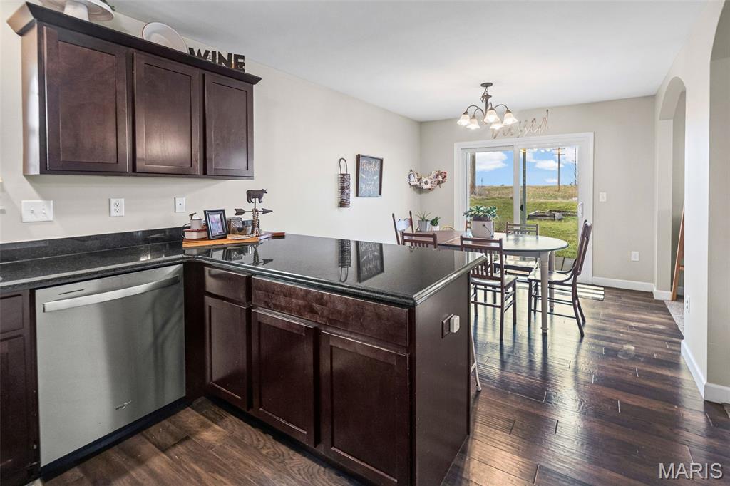 432 Mockingbird Lane Waterloo, IL 62298 - Photo 14 of 52