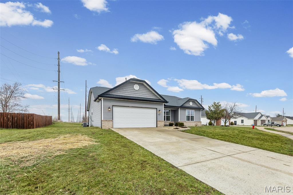 432 Mockingbird Lane Waterloo, IL 62298 - Photo 2 of 52