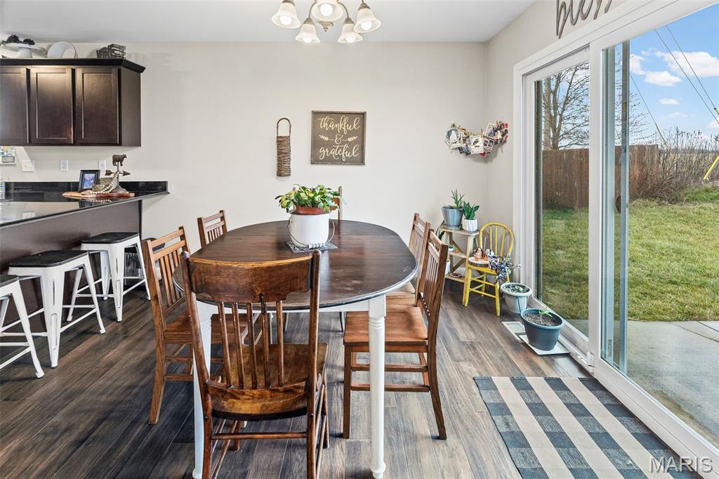 432 Mockingbird Lane Waterloo, IL 62298 - Photo 9 of 52