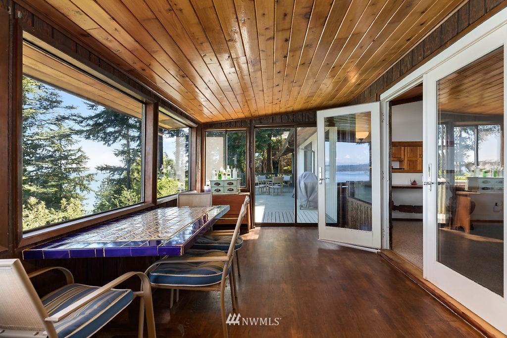 4584 Jones Road Oak Harbor, WA 98277 - Photo 9 of 25 Gallery Image 9