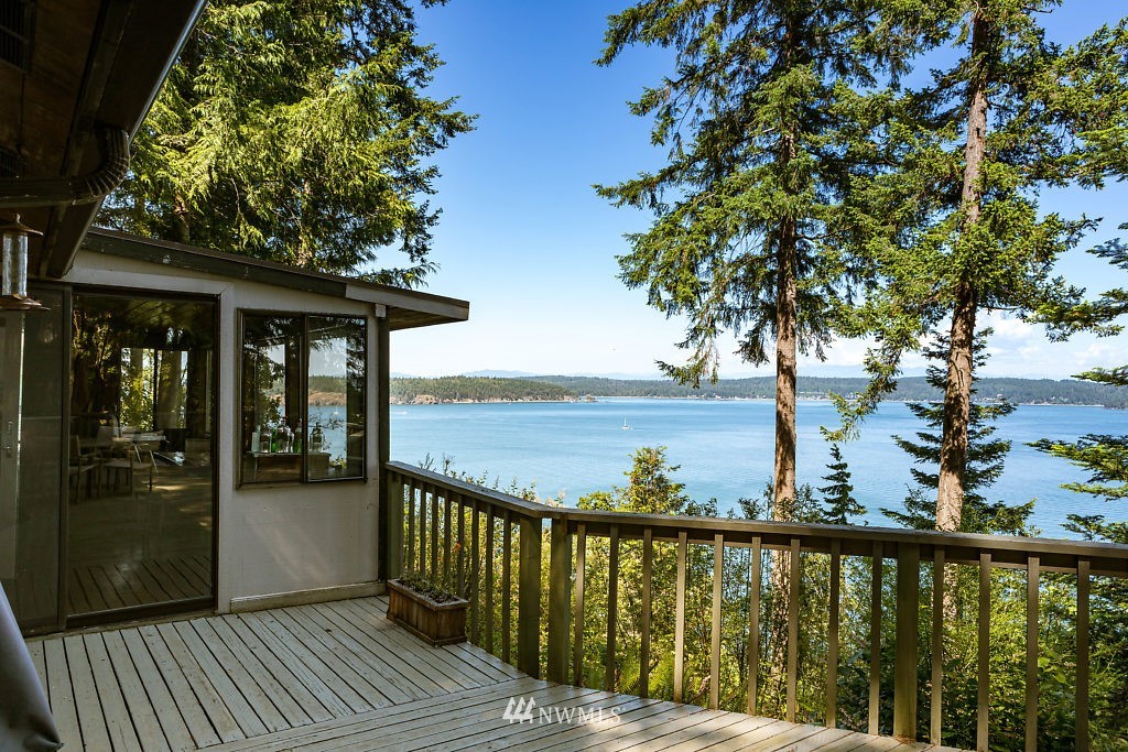 4584 Jones Road Oak Harbor, WA 98277 - Photo 10 of 25 Gallery Image 10