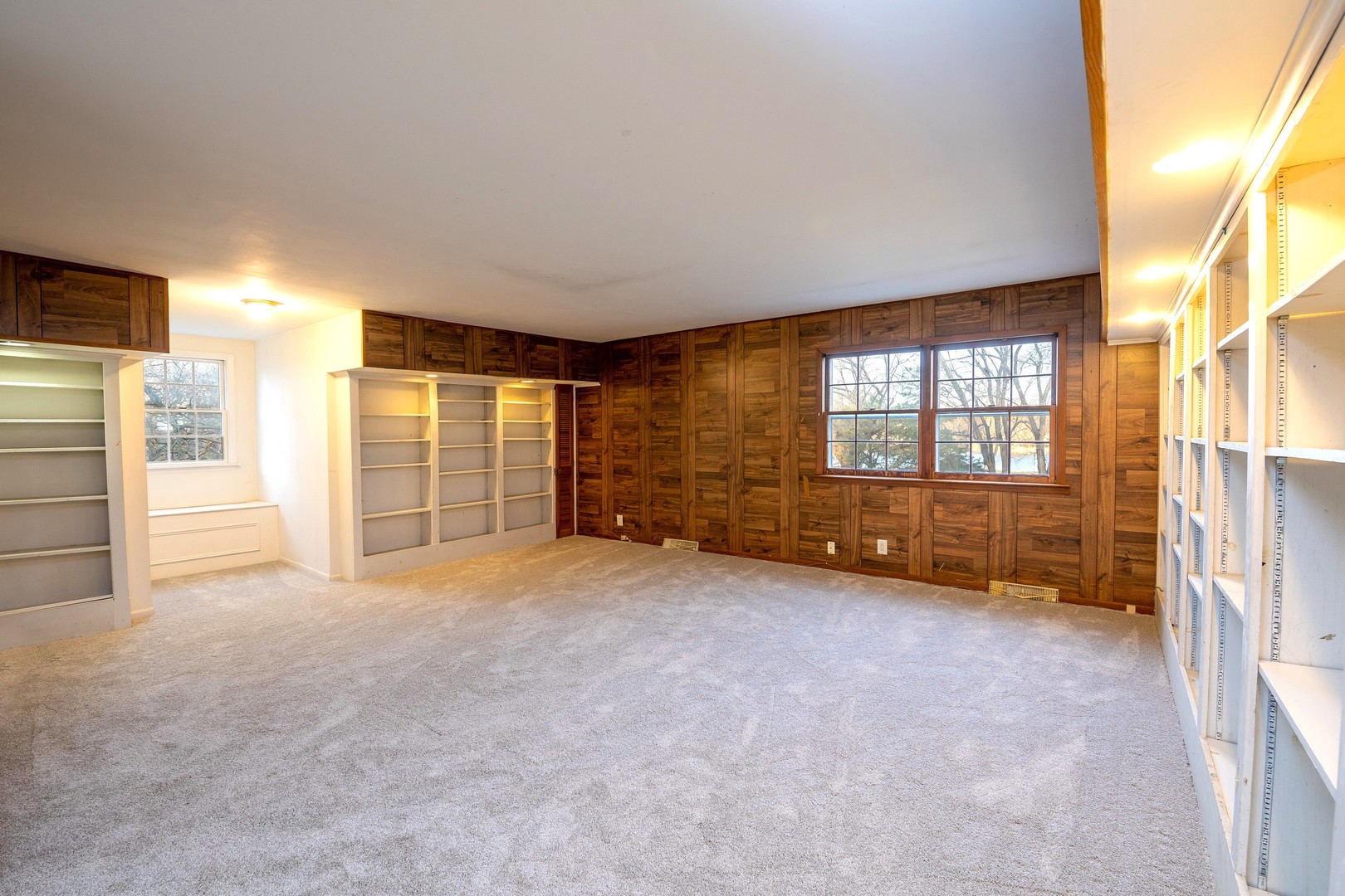35W657 Park Lane St. Charles, IL 60175 - Photo 43 of 66 a view of an empty room with a window