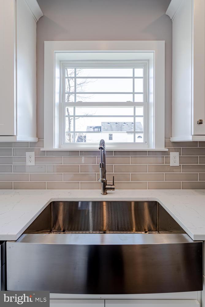 113 Marlin Road Manahawkin, NJ 08050 - Photo 5 of 16