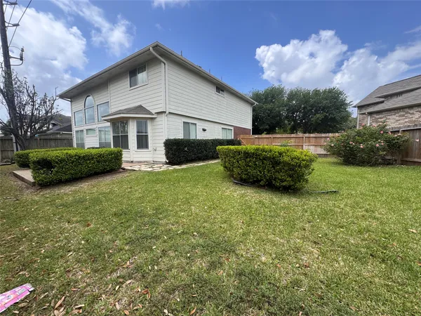 $2,400 | 8530 Regalbrook Drive, Houston, TX 77095