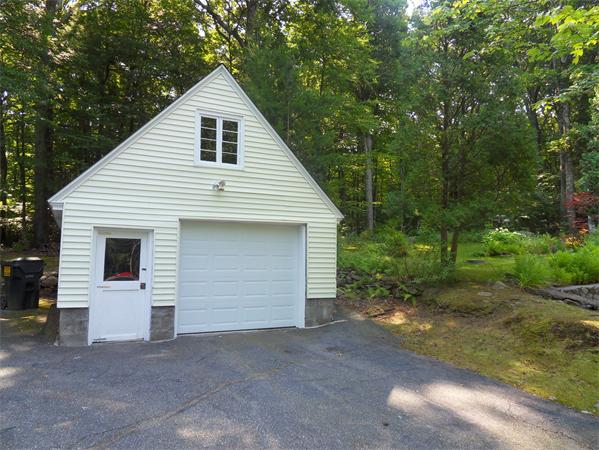 129 Fowler Road Northbridge, MA 01534 - Photo 16 of 17